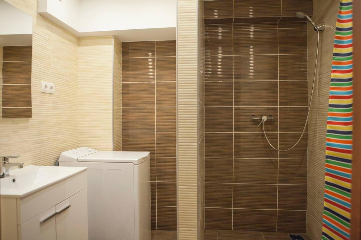 Downtown Apartment Csengery 10 Будапеща Екстериор снимка